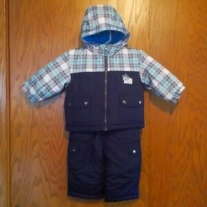 Carter's Boy's 2-Piece Snowsuit Set, Size 12 Months